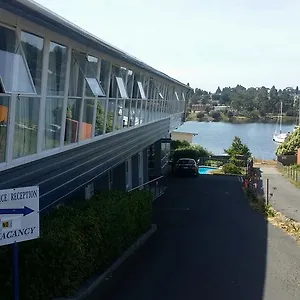 Waterfront 3*, Хобарт Австралия